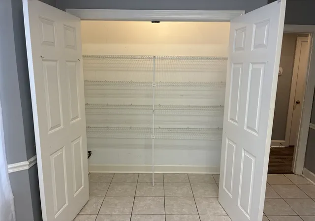 Photo 3 of Townhouse for sale at 2044 Graybar Ln, Nashville, TN 37215 | MLS# 3525724 | Listing updated on 2026-10-29