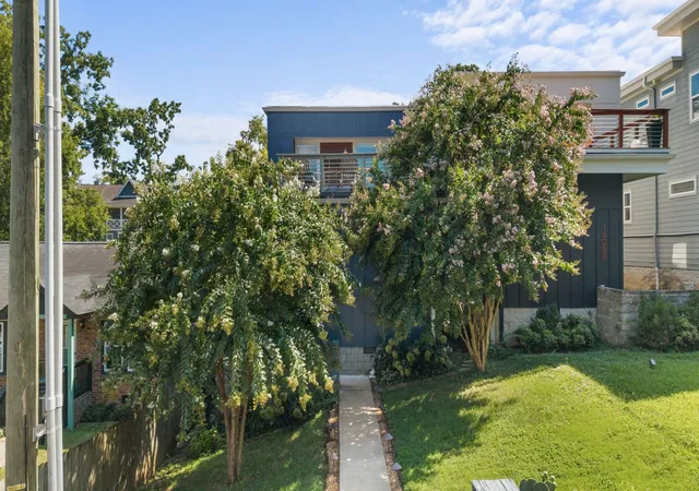 Photo 2 of Townhouse for sale at 1408 Boscobel St #A, Nashville, TN 37206 | MLS# 3500923 | Listing updated on 2026-09-17
