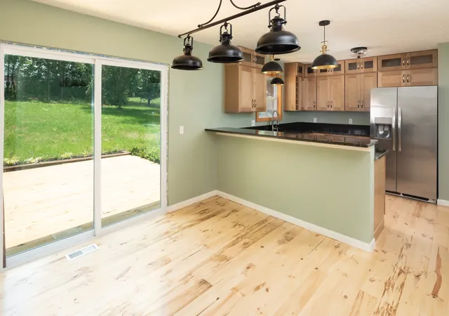 Photo 3 of Single family home for sale at 474 Bank St, Tellico Plains, TN 37385 | MLS# 3499497 | Listing updated on 2026-09-09