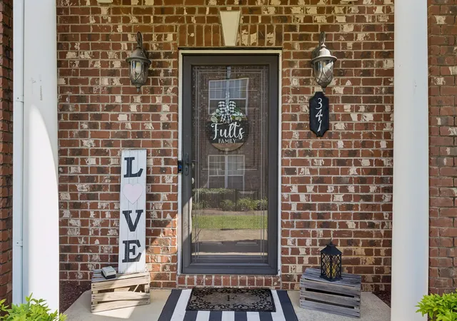 Photo 3 of Townhouse for sale at 341 Rowlette Cir, Murfreesboro, TN 37127 | MLS# 3510475 | Listing updated on 2026-10-23