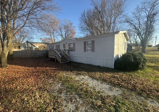 Photo 3 of Manufactured home for sale at 432 Andrews Ave, Hartsville, TN 37074 | MLS# 3499658 | Listing updated on 2026-09-17