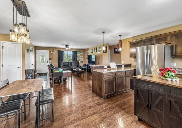 Photo 4 of Sale Pending at 5605 Highway 231 S, Castalian Springs, TN 37031 | MLS# 3501031 | Listing updated on 2026-09-16