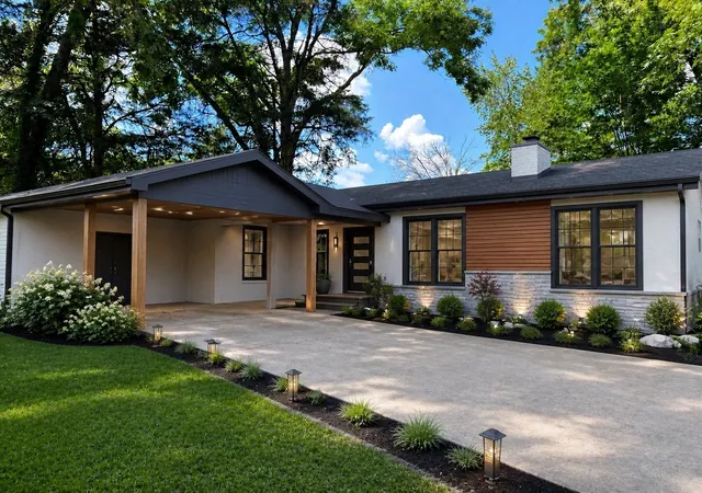 Photo 2 of Single family home for sale at 912 E College St, Pulaski, TN 38478 | MLS# 3510017 | Listing updated on 2026-09-24