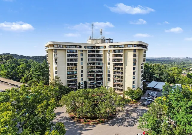 Photo 1 of Condo for sale at 6666 Brookmont Ter #509, Nashville, TN 37205 | MLS# 3508111 | Listing updated on 2026-09-16