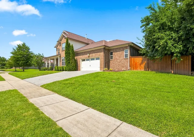 Photo 3 of Single family home for sale at 629 Westcott Ln, Nolensville, TN 37135 | MLS# 3502128 | Listing updated on 2026-09-17