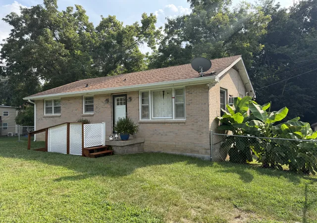 Photo 1 of Single family home for sale at 124 Joyce Ln, Ashland City, TN 37015 | MLS# 3502056 | Listing updated on 2026-09-16