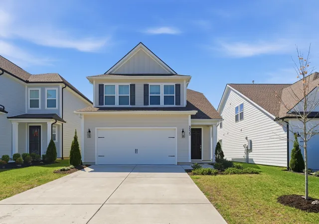 Photo 2 of Single family home for sale at 3525 Madrid Way, Murfreesboro, TN 37129 | MLS# 3502060 | Listing updated on 2026-09-17