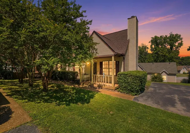 Photo 2 of Townhouse for sale at 3201 E Lake Dr, Nashville, TN 37214 | MLS# 3514171 | Listing updated on 2026-09-16