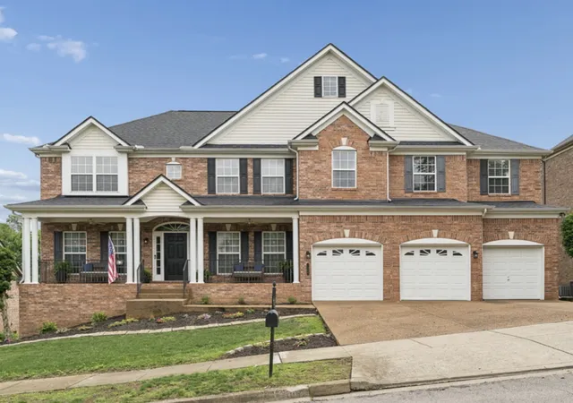 Photo 1 of Single family home for sale at 1206 Broadmoor Cir, Franklin, TN 37067 | MLS# 3594365 | Listing updated on 2026-09-18