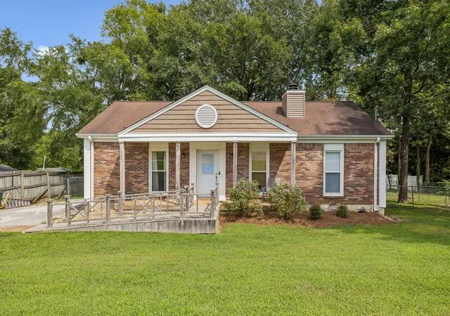 Photo 1 of Single family home for sale at 176 Lucy Dr, Mount Juliet, TN 37122 | MLS# 3512924 | Listing updated on 2026-09-22