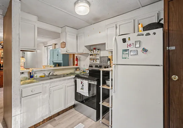Photo 3 of Manufactured home for sale at 3437 Cooper Nicholson Rd, Coopertown, TN 37146 | MLS# 3510926 | Listing updated on 2026-09-18