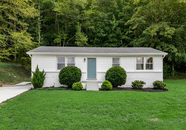 Photo 3 of Sale Pending at 99 Gallaher St, Ashland City, TN 37015 | MLS# 3511223 | Listing updated on 2026-09-17