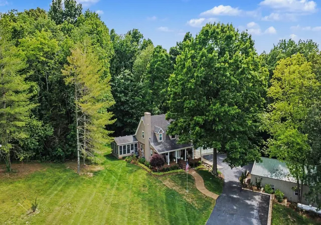 Photo 1 of Single family home for sale at 5833 Highway 76 E, Springfield, TN 37172 | MLS# 3514994 | Listing updated on 2026-10-03