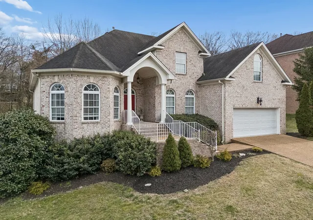 Photo 3 of Single family home for sale at 106 Buckhead Ct, Brentwood, TN 37027 | MLS# 3513370 | Listing updated on 2026-09-17
