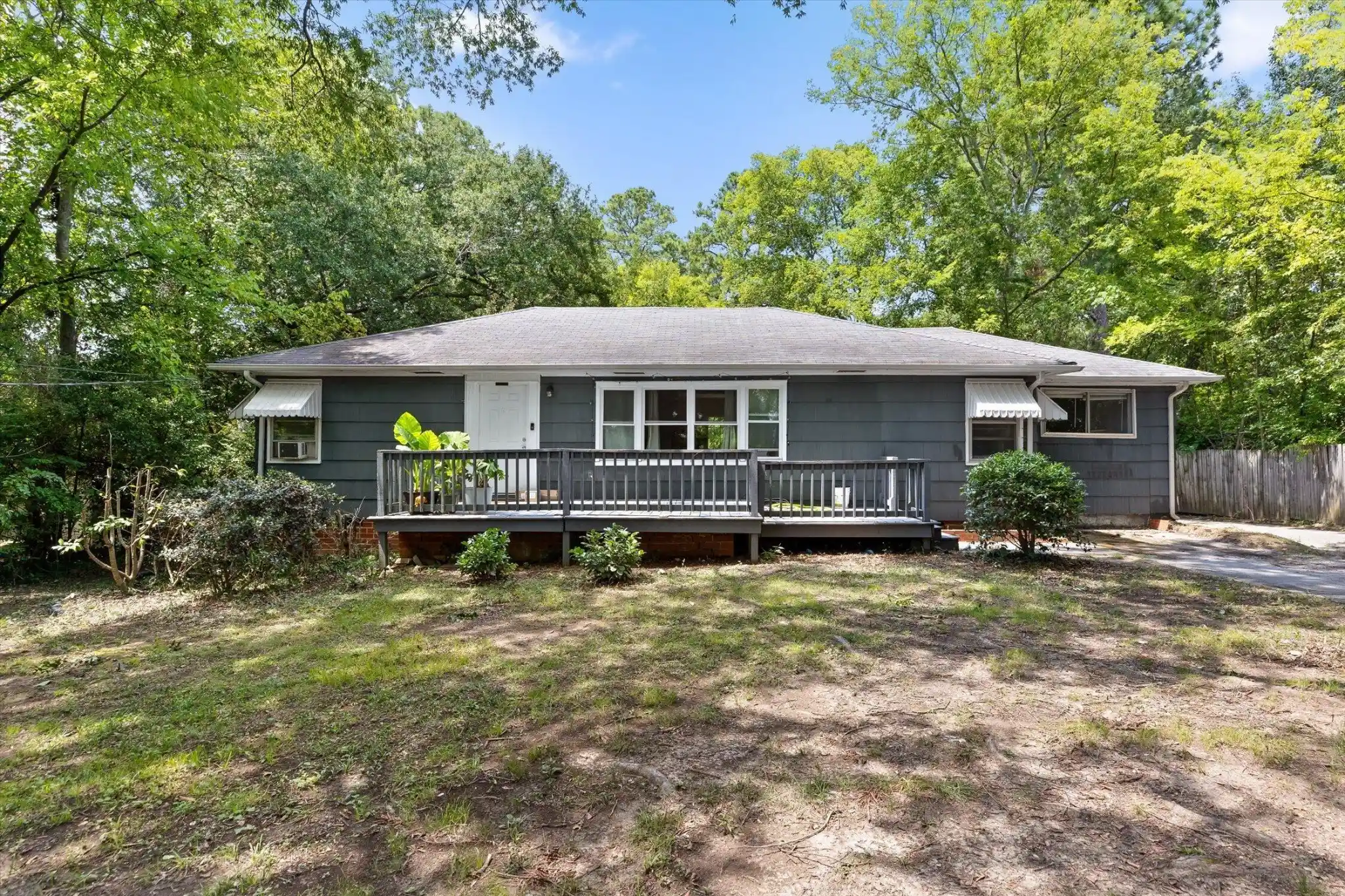 Listing Photo 1 - Condo for sale in 313 Mcbrien Rd located at 313 Mcbrien Rd, Chattanooga, TN 37411 - Unit 313 Mcbrien Rd