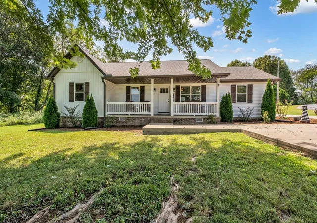 Photo 2 of Single family home for sale at 317 Jack Porter Rd, Lafayette, TN 37083 | MLS# 3528610 | Listing updated on 2026-09-22