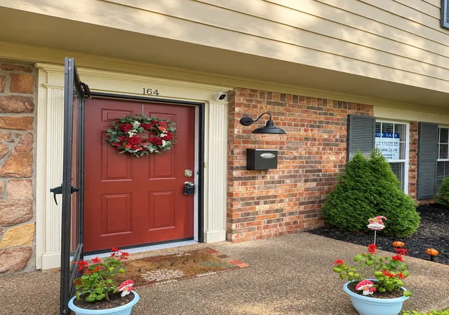 Photo 3 of Townhouse for sale at 5600 Country Dr #164, Nashville, TN 37211 | MLS# 3520957 | Listing updated on 2026-09-17