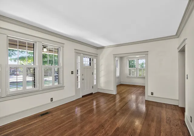 Photo 3 of Single family home for sale at 3520 Richardson Ave, Nashville, TN 37205 | MLS# 3516006 | Listing updated on 2026-09-16