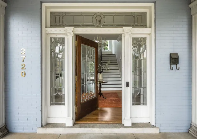 Photo 2 of Single family home for sale at 3720 West End Ave, Nashville, TN 37205 | MLS# 3527809 | Listing updated on 2026-09-14