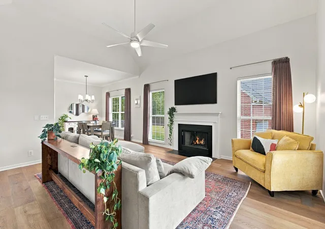 Photo 3 of Single family home for sale at 8116 Settlers Way, Nashville, TN 37221 | MLS# 3547238 | Listing updated on 2026-09-18