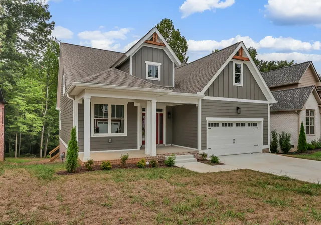 Photo 3 of Single family home for sale at 229 Birnam Wood Trce, Clarksville, TN 37043 | MLS# 3528848 | Listing updated on 2026-09-16