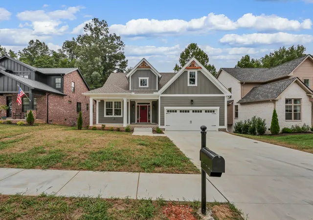 Photo 4 of Single family home for sale at 229 Birnam Wood Trce, Clarksville, TN 37043 | MLS# 3528848 | Listing updated on 2026-09-16