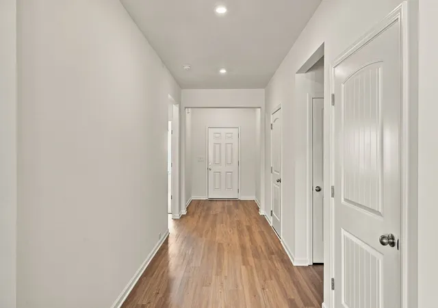 Photo 4 of Single family home for sale at 412 Tines Dr, Shelbyville, TN 37160 | MLS# 3528195 | Listing updated on 2026-09-16