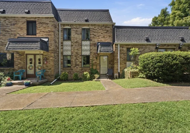 Photo 1 of Townhouse for sale at 258 Lake Chateau Dr, Hermitage, TN 37076 | MLS# 3528285 | Listing updated on 2026-09-18