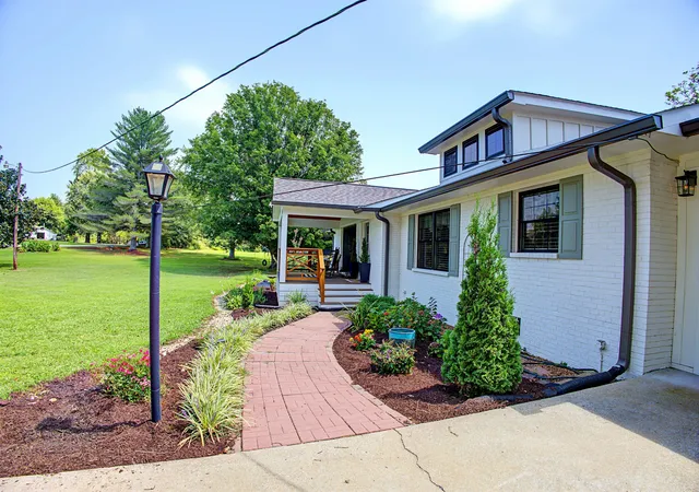Photo 3 of Single family home for sale at 54 Purcell Rd, Leoma, TN 38468 | MLS# 3529589 | Listing updated on 2026-10-08