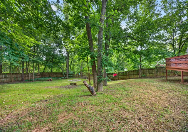 Photo 1 of Single family home for sale at 313 Lafayette Point Cir, Clarksville, TN 37042 | MLS# 3527953 | Listing updated on 2026-09-18