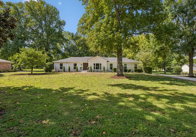 Photo 2 of Single family home for sale at 8113 Warner Rd, Brentwood, TN 37027 | MLS# 3528368 | Listing updated on 2026-09-17