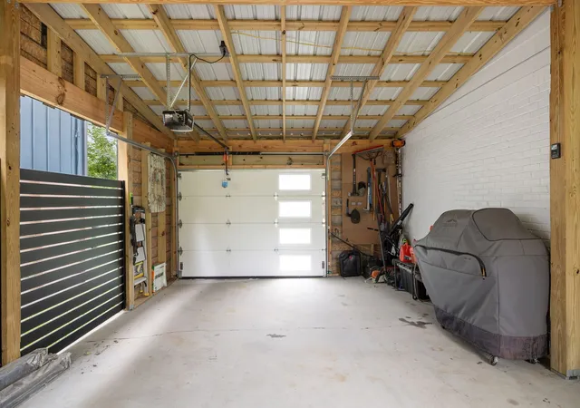 Photo 2 of Single family home for sale at 3813 Kingswood Ave, Nashville, TN 37216 | MLS# 3527834 | Listing updated on 2026-09-17