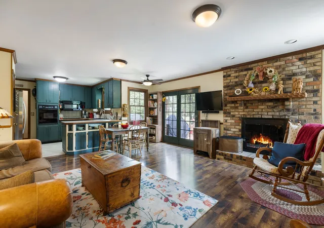 Photo 3 of Single family home for sale at 745 Goodpasture Ter, Nashville, TN 37221 | MLS# 3545977 | Listing updated on 2026-09-16