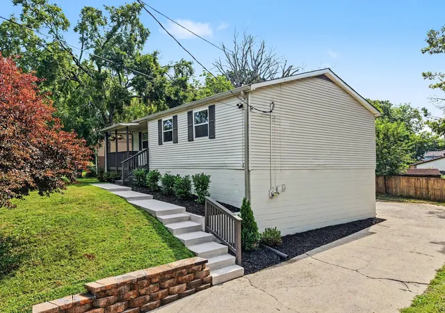 Photo 2 of Single family home for sale at 904 Mallow Dr, Madison, TN 37115 | MLS# 3528894 | Listing updated on 2026-09-16