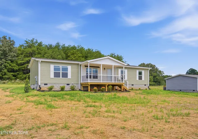 Photo 1 of Manufactured home for sale at 325 County Road 784a, Etowah, TN 37331 | MLS# 3529133 | Listing updated on 2026-09-16