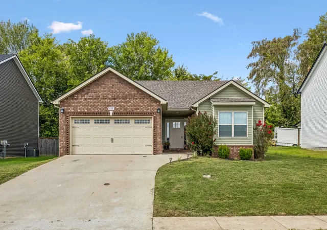 Photo 1 of Single family home for sale at 873 Lutz Ln, Clarksville, TN 37042 | MLS# 3529565 | Listing updated on 2026-09-16
