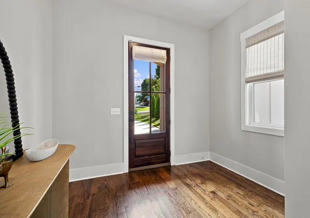 Photo 3 of Single family home for sale at 512b Rosedale Ave, Nashville, TN 37211 | MLS# 3531386 | Listing updated on 2026-09-17