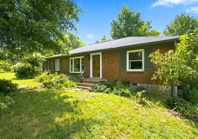 Photo 1 of Single family home for sale at 463 Oakley Dr, Nashville, TN 37220 | MLS# 3530878 | Listing updated on 2026-09-09