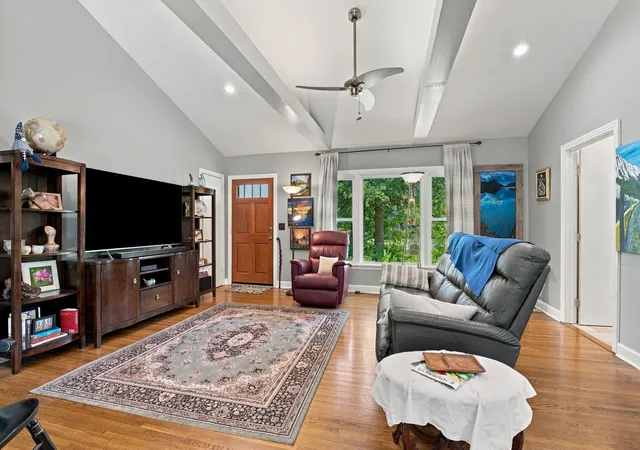 Photo 2 of Single family home for sale at 463 Oakley Dr, Nashville, TN 37220 | MLS# 3530878 | Listing updated on 2026-09-09