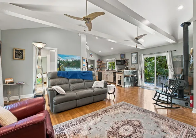 Photo 3 of Single family home for sale at 463 Oakley Dr, Nashville, TN 37220 | MLS# 3530878 | Listing updated on 2026-09-09
