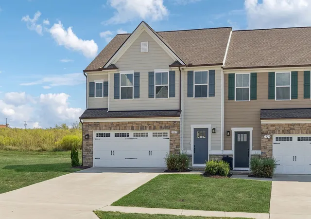 Photo 2 of Townhouse for sale at 1322 Crescent Ridge Dr, Gallatin, TN 37066 | MLS# 3529971 | Listing updated on 2026-09-18