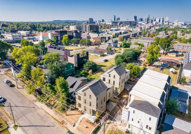 Photo 2 of Single family home for sale at 108a North 9th St, Nashville, TN 37206 | MLS# 3530071 | Listing updated on 2026-09-17