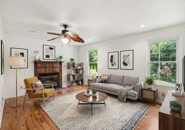 Photo 2 of Single family home for sale at 210 Pine Mountain Rd, Clarksville, TN 37042 | MLS# 3542960 | Listing updated on 2026-09-16