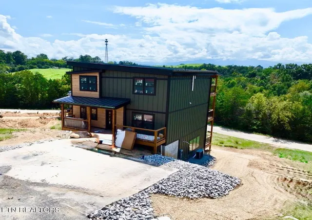Photo 4 of Single family home for sale at 1587 Rainbow Ridge Way, Sevierville, TN 37862 | MLS# 3530958 | Listing updated on 2026-09-18