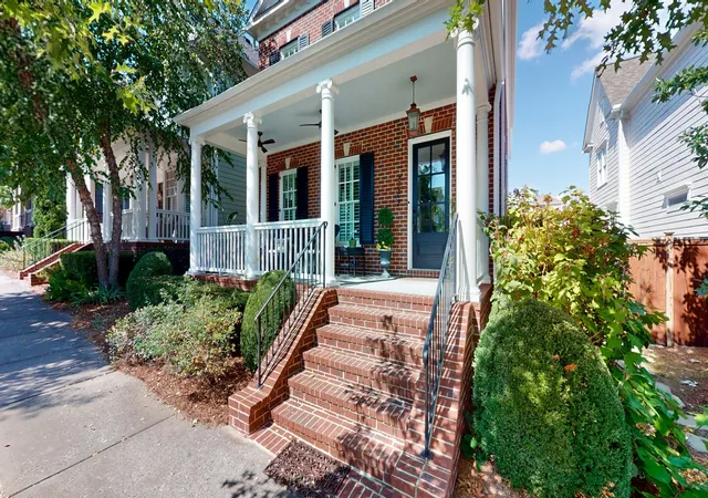 Photo 3 of Single family home for sale at 5008 Captain Freeman Pkwy, Franklin, TN 37064 | MLS# 3542388 | Listing updated on 2026-09-29