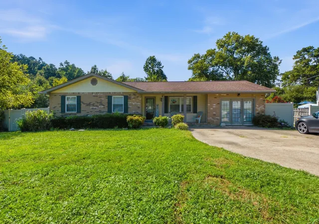 Photo 1 of Single family home for sale at 8877 Sedman Rd, Hixson, TN 37343 | MLS# 3541522 | Listing updated on 2026-09-17