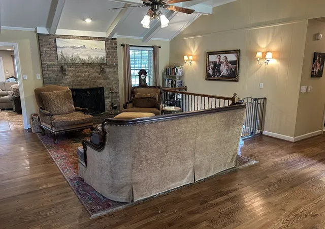 Photo 3 of Single family home for sale at 4020 Clovercroft Rd, Franklin, TN 37067 | MLS# 3531735 | Listing updated on 2026-09-16