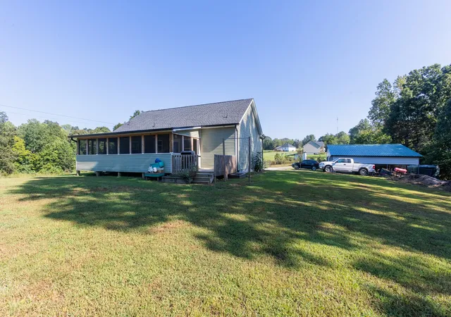 Photo 3 of Single family home for sale at 804 Nels Adams Rd, Dickson, TN 37055 | MLS# 3542472 | Listing updated on 2026-09-17