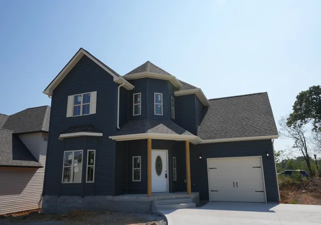 Photo 2 of Single family home for sale at 50 Garrettsburg Meadows, Clarksville, TN 37042 | MLS# 3544133 | Listing updated on 2026-09-16