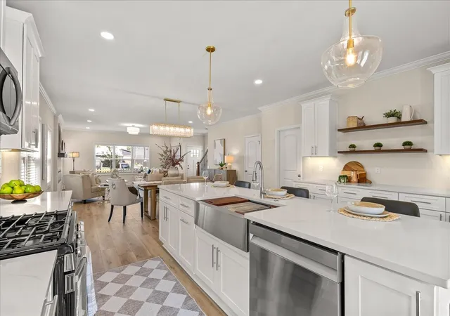 Photo 3 of Single family home for sale at 1751 16th Avenue N, Nashville, TN 37208 | MLS# 3540986 | Listing updated on 2026-09-09